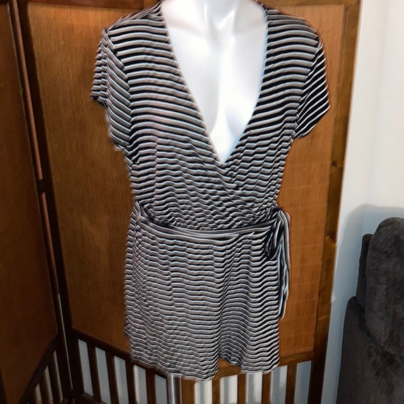 Gap‎ romper XL - Picture 1 of 5